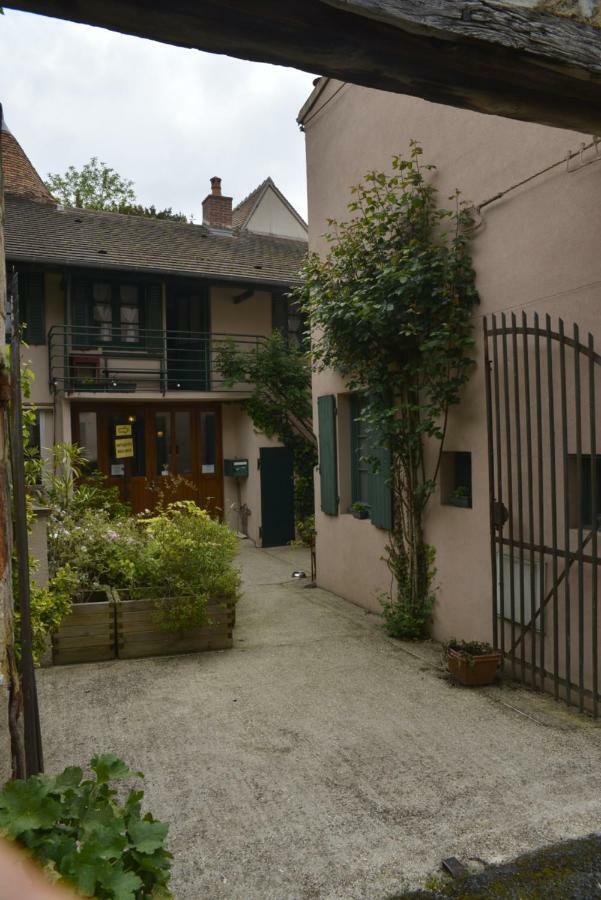 Bed and Breakfast Saint Sauveur Herisson Экстерьер фото